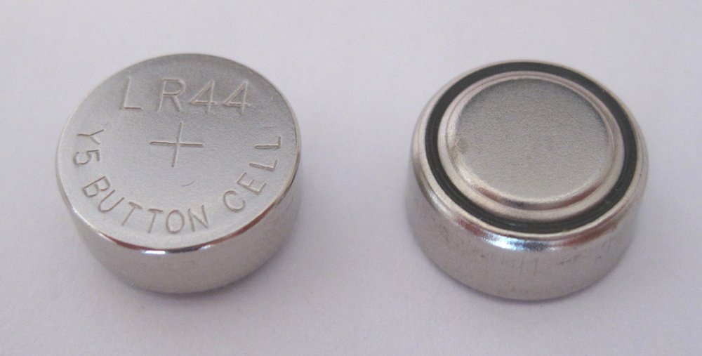 Alkaline Battery LR44 Button Cell 1.5V Disposable 1 Pack